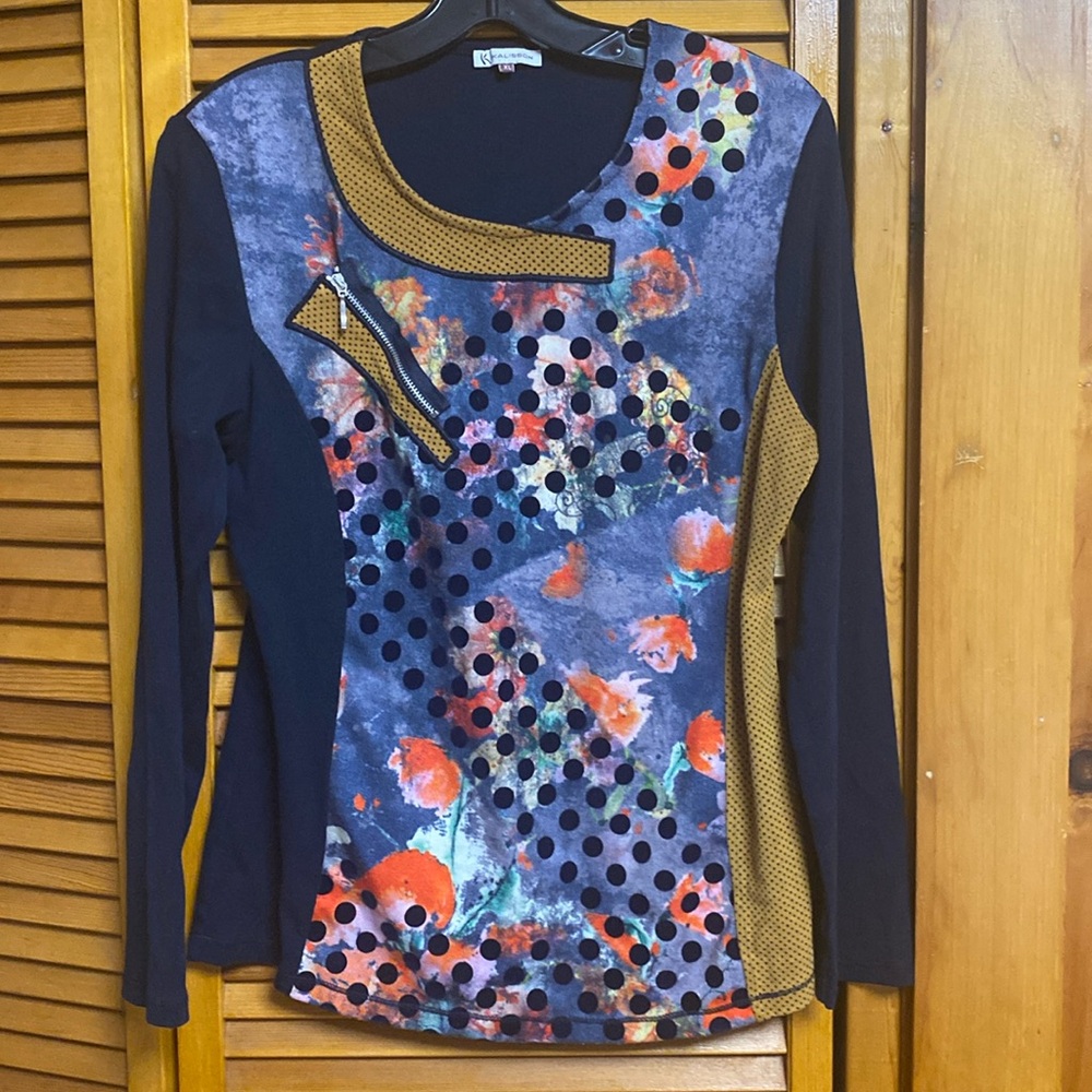 Kalisson Nice tee long sleeve cotton fabric beautiful design on front